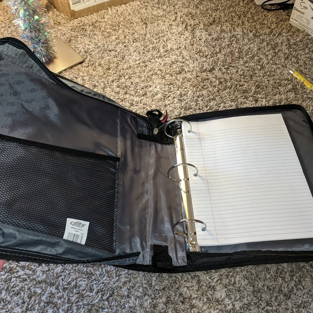 School Binder (Trapper Keeper)